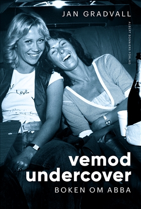 Vemod undercover : boken om ABBA i gruppen Landshopping.se / Böcker hos Landshopping (10039_9789100196912)
