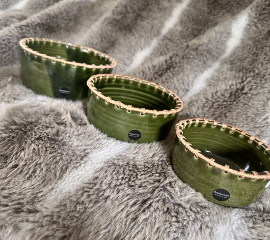 Skål med rotkant i gruppen Landshopping.se / Hem & Hantverk / Hantverk / Keramik hos Landshopping (10115_800)