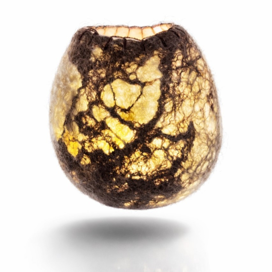 Vas och lykta i ull i gruppen Landshopping.se / Hem & Hantverk / Handarbete / Nålfiltning - tovning hos Landshopping (10229_2026lykta)