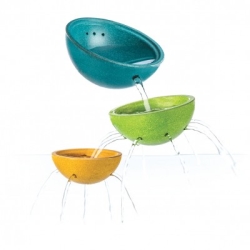 Vattenkällor - badleksaker av trä från Plantoys