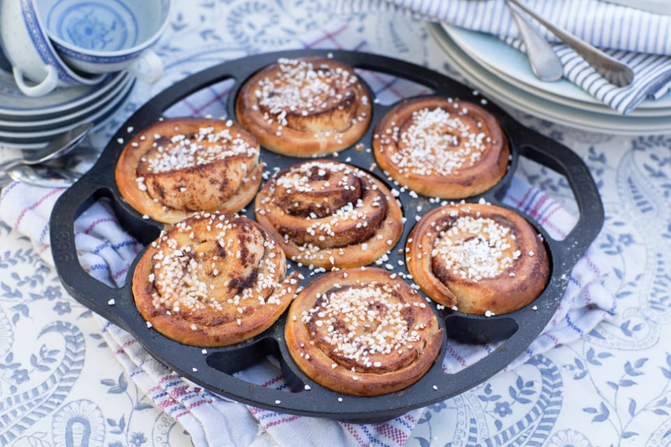 Mini Cake Pan gjutjärn | Hem & Trädgård | Land Shopping