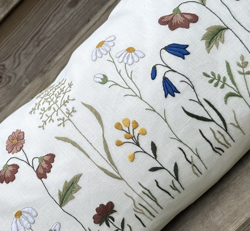 detaljbild linnekudde