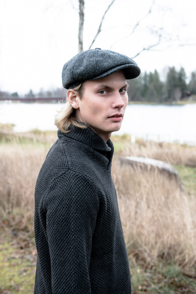 Alan Moon Shetland Graphite 4