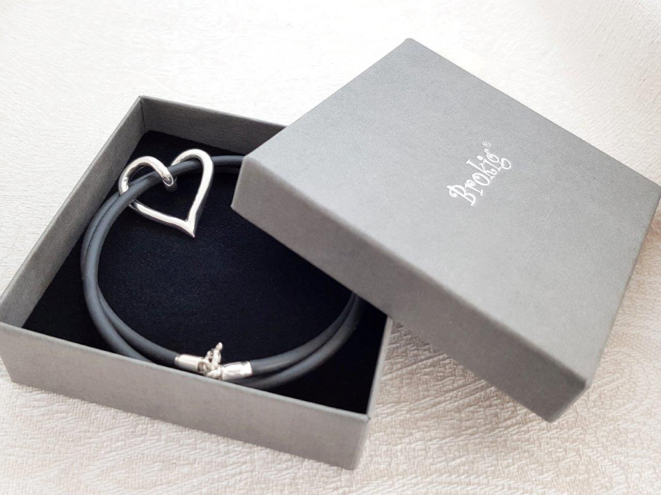 Hjärta i silver - Mellan