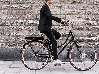 Stålhästen Prima Elcykel cream 28