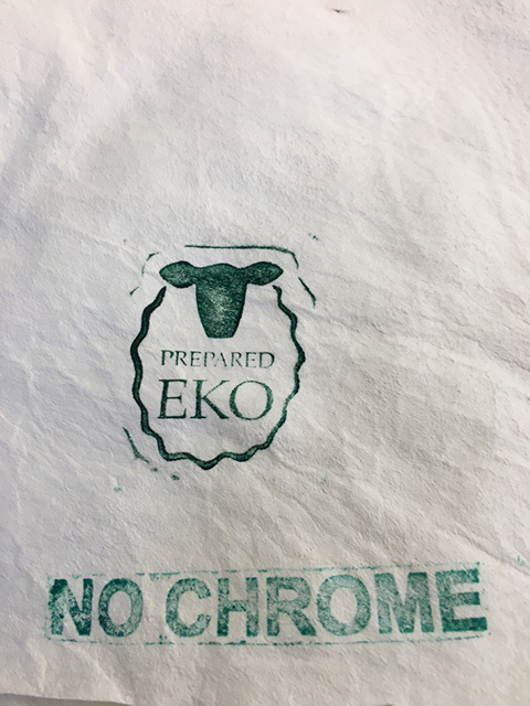 Svenskt lammskinn vitt oklippt - eko 3