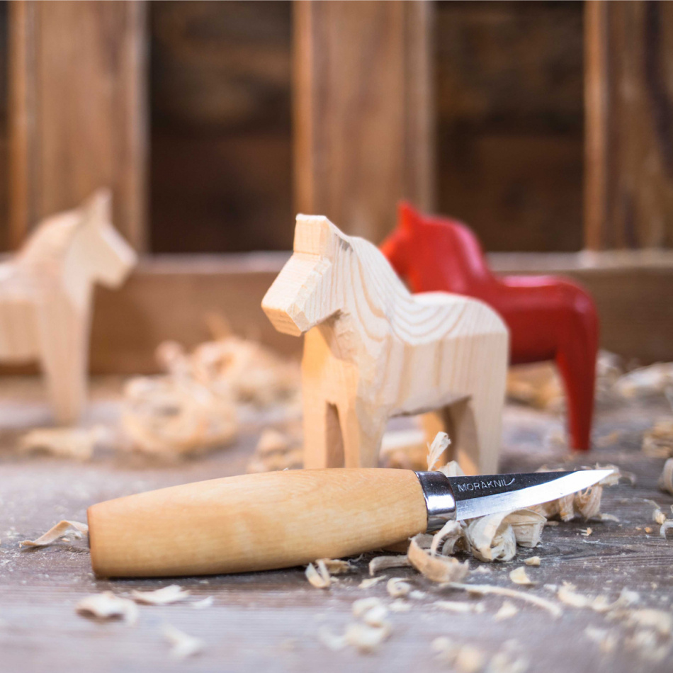 Täljkniv och dalahästämne 3