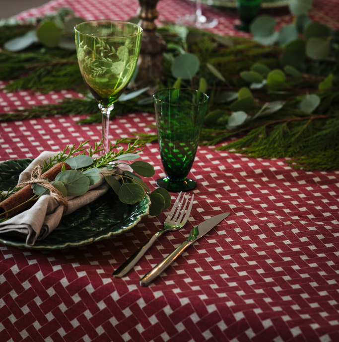 Korg, duk, röd, 145x250cm