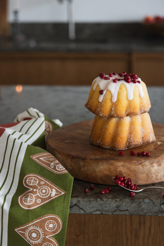 Frukt och kaka, kökshandduk, rödgrön