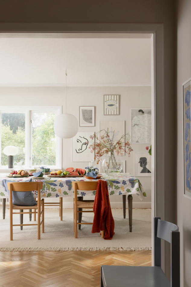 Ailanthus, duk, ljus multi, 145x250cm