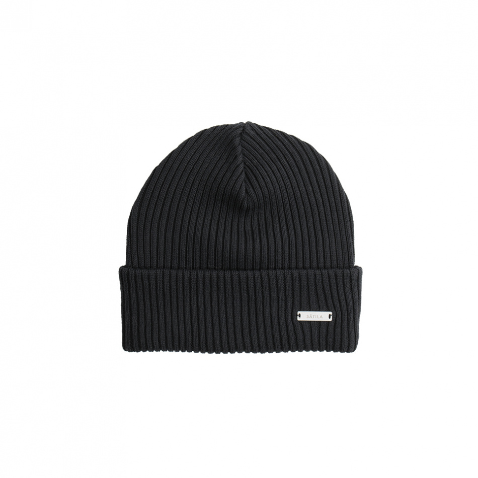 Stickad mössa kort modell