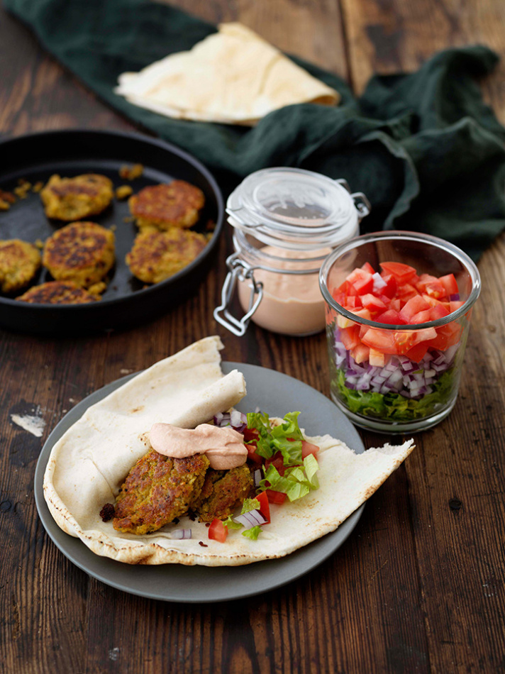 Portionen under tian: Äta ute