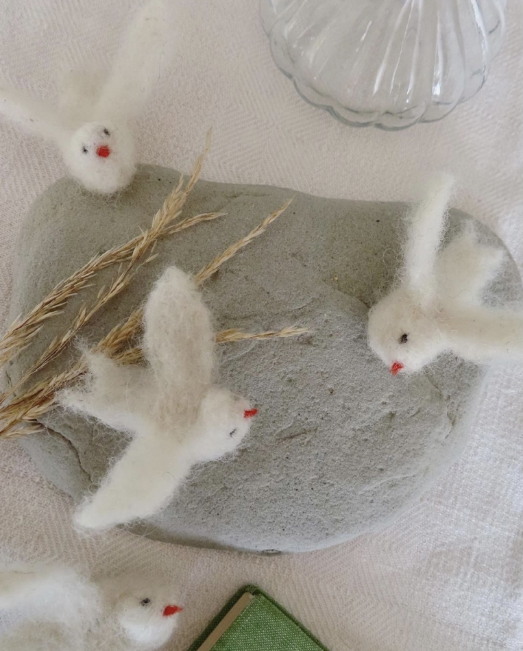 Handtovad fågel i svensk ull 3