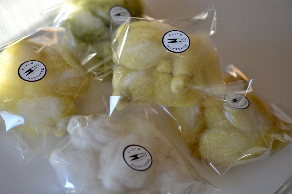 Handgjorda ullvippor till påskriset 6