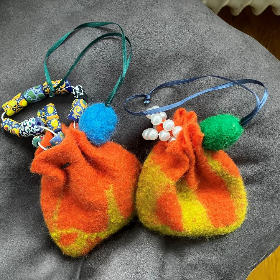 Liten förvaringspåse i ull