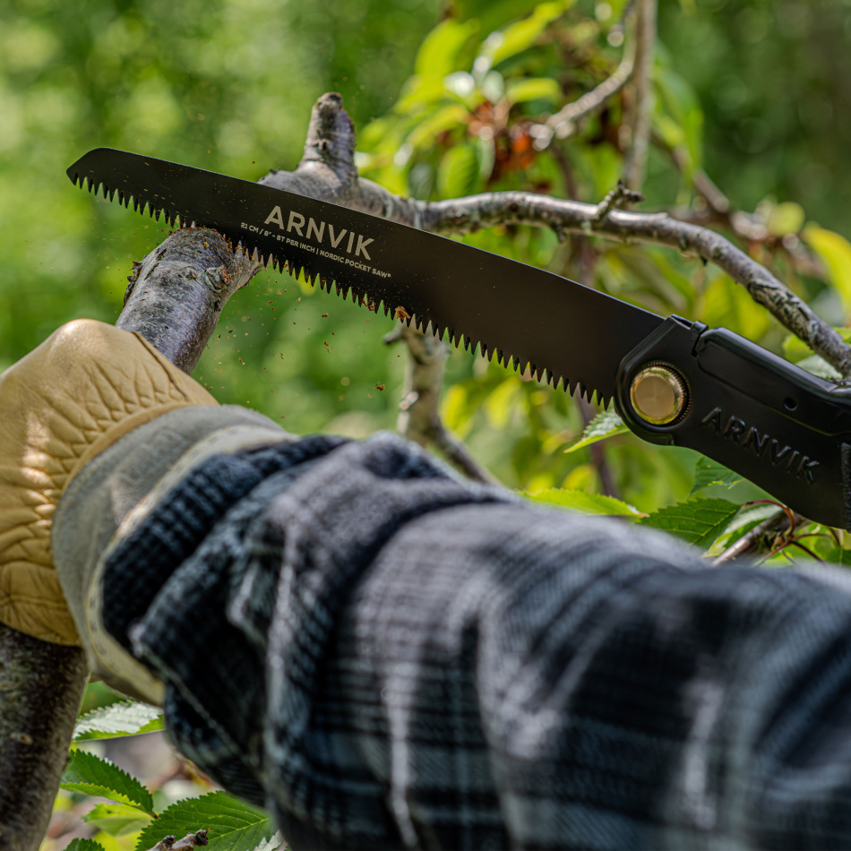 Hopfällbar Såg för Beskärning av Grenar - ARNVIK - Nordic Pocket Saw