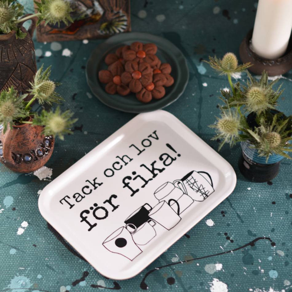 bricka TACK OCH LOV 20x27 cm