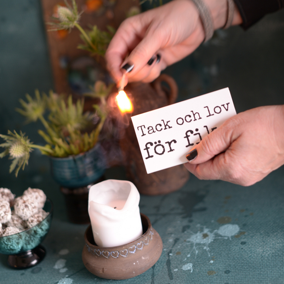 tändstickor TACK OCH LOV